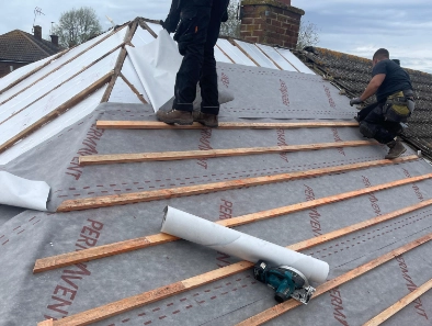 Pitched roofing installation